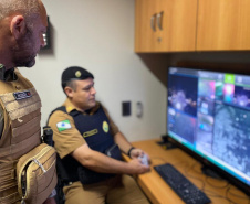 Policiais militares levam tranquilidade para os foliões em Guaratuba