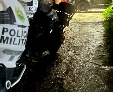 Polícia Militar prende cinco pessoas durante operação em Paranaguá