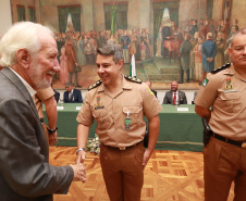 Casa Militar comemora 95 anos e condecora autoridades com medalhas de mérito