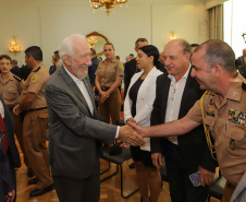 Casa Militar comemora 95 anos e condecora autoridades com medalhas de mérito