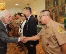 Casa Militar comemora 95 anos e condecora autoridades com medalhas de mérito