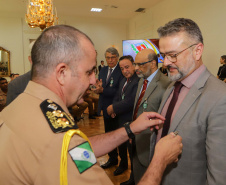 Casa Militar comemora 95 anos e condecora autoridades com medalhas de mérito