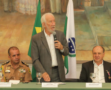 Casa Militar comemora 95 anos e condecora autoridades com medalhas de mérito