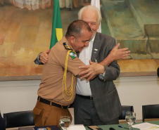 Casa Militar comemora 95 anos e condecora autoridades com medalhas de mérito