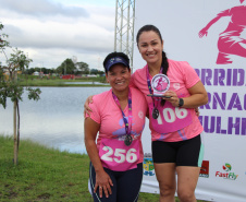 PMPR reúne centenas de policiais femininas na 1ª Corrida do Dia Internacional da Mulher