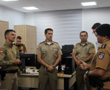 Polícia Militar do Paraná apresenta tecnologias e Centro de Operações para oficiais de Santa Catarina