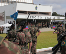 Autoridades do Estado ganham homenagem e reforçam parceria com Exército Brasileiro