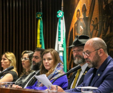 Secretário participa de audiência pública na Alep em homenagem ao Dia Estadual dos Consegs 