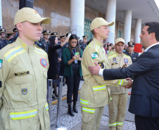 Na maior contratação em dez anos, 419 bombeiros se formam para atuar em todo o Paraná