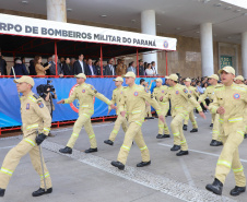 Na maior contratação em dez anos, 419 bombeiros se formam para atuar em todo o Paraná