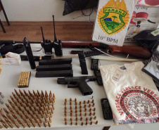 Polícia Militar prende foragido da Justiça e apreende armas e munições em Apucarana