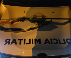 PM prende quatro pessoas e apreende 20 motocicletas durante abordagem em Curitiba