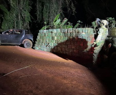 PMPR e Polícia Federal apreendem mais de 4 toneladas de drogas no Oeste do Estado