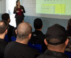 Palestra conscientiza servidores da Polícia Penal sobre identificação da tuberculose