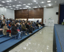  Professores, pedagogos e funcionários fazem simulado de segurança nas escolas do Paraná