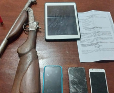 Policiais civis e militares prendem três pessoas durante operação conjunta nos Campos Gerais