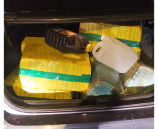  Polícia Militar apreende meia tonelada de drogas em Jaguapitã