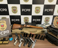 PCPR apreende seis armas e 440 munições em casa de Umuarama