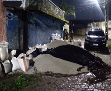 Polícia Militar apreende 10 toneladas de fertilizantes furtados em Paranaguá