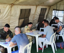 Bombeiros militares participam de operação humanitária no Paraná