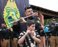 Banda da PM se apresenta no Parque Barigui em comemoração aos 169 anos da corporação