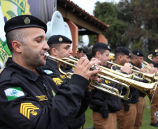 Banda da PM se apresenta no Parque Barigui em comemoração aos 169 anos da corporação