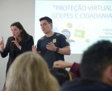 Polícia Civil ministra palestra para 58 alunos surdos em escola na Capital