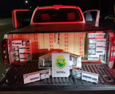 Batalhão de Polícia Rodoviária apreende mais de 12 mil maços de cigarros contrabandeados em Rolândia