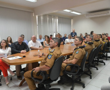Comandante-geral da PMPR entrega viaturas em Santa Terezinha de Itaipu 