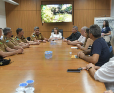 Comandante-geral da PMPR entrega viaturas em Santa Terezinha de Itaipu 