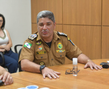 Comandante-geral da PMPR entrega viaturas em Santa Terezinha de Itaipu 