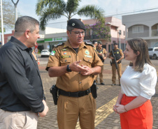 Comandante-geral da PMPR entrega viaturas em Santa Terezinha de Itaipu 