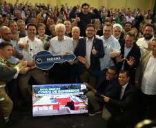 Governador inaugura nova sede do Corpo de Bombeiros de Foz do Iguaçu, a maior do Estado