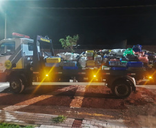 Polícia Militar encontra 3,2 toneladas de maconha em carreta tombada em Cascavel