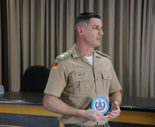 Alunos do Curso de Oficiais da Brigada Militar do RS visitam a Polícia Militar do Paraná