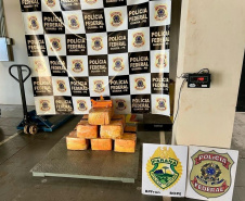 Policiais militares do Batalhão de Fronteira apreendem 110 kg de maconha em Guaíra