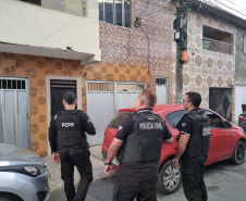 Operação das polícias do Paraná e Ceará mira falsos advogados que aplicavam golpes