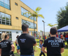PCPR na Comunidade confecciona documentos de identidade para crianças em Paranaguá