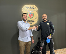 PCPR recebe sete novas viaturas blindadas para Núcleo de Operações com Cães