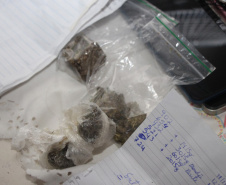 PMPR prende cinco pessoas ligadas ao tráfico de drogas em rodovias no Paraná