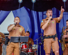 Banda da PM, blues e música brasileira animaram os palcos Sunset no final de semana