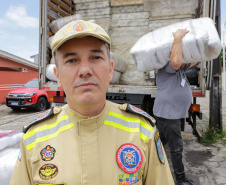 Defesa Civil envia caminhões com mantimentos para Matinhos e Pontal do Paraná