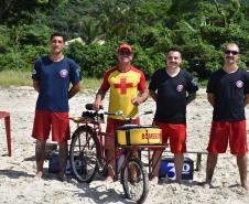 Com Desafio de Piriathlon, bombeiros fazem triathlon com "bike raiz" e corrida sem tênis