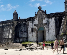 Carnaval na Ilha do Mel: Corpo de Bombeiros dá dicas de segurança para a viagem