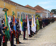 PMPR participa de solenidade militar em alusão aos 130 anos do Cerco da Lapa