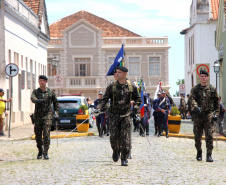 PMPR participa de solenidade militar em alusão aos 130 anos do Cerco da Lapa
