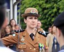 Capitã da PMPR é a primeira mulher a assumir o Comando do Colégio da Polícia Militar, em Curitiba