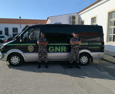 Policiais do BPRONE da PMPR trocam experiências com Guarda Nacional de Portugal