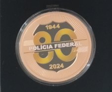 Polícia Penal é homenageada em evento comemorativo aos 80 anos da Polícia Federal em Foz do Iguaçu