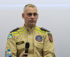 Chuvas no RS: bombeiros detalham trabalho na "tragédia de maior proporção" em que já atuaram